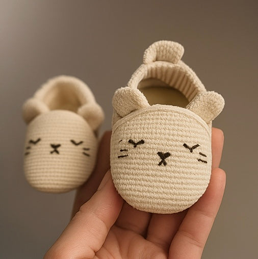 Chaussures Souples Bébé – Confort et Douceur pour les Premiers Pas